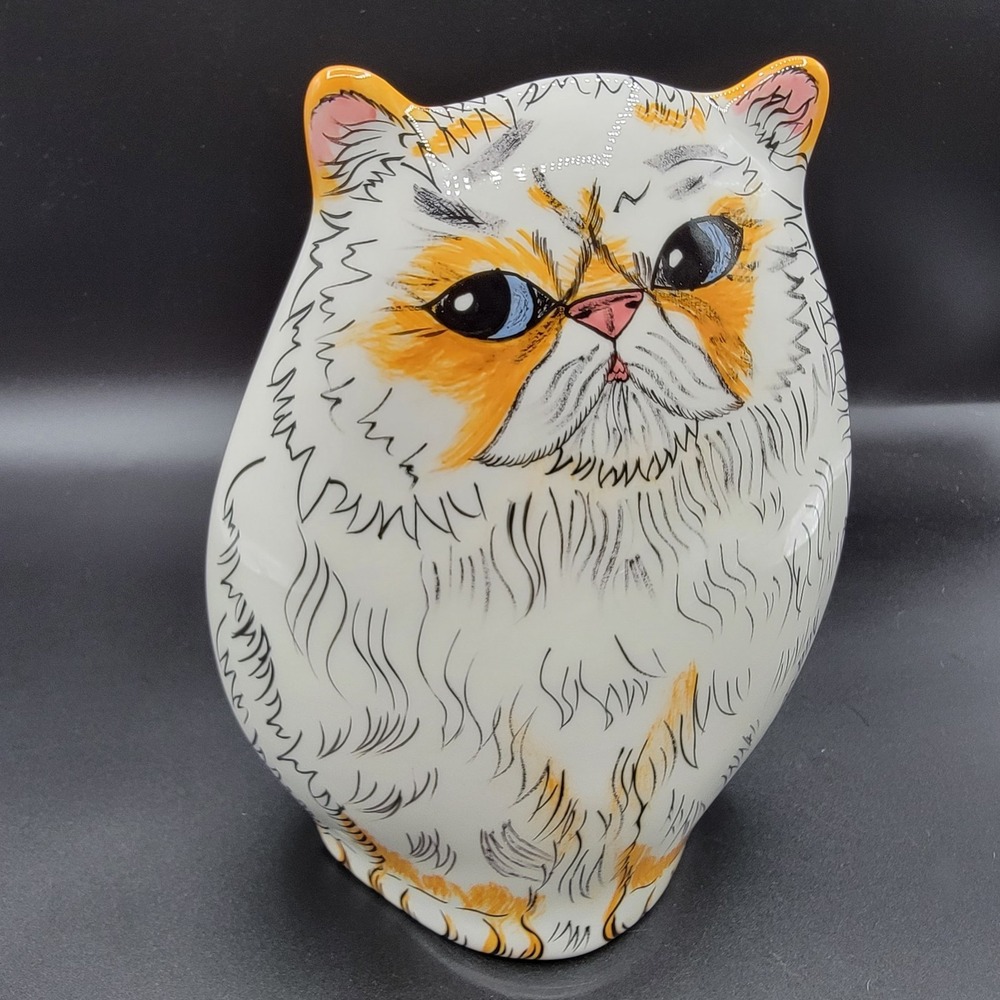 Cats by Nina Collection Nina Lyman Persian White Cat Vase With Blue Eyes 7" - Picture 3 of 10